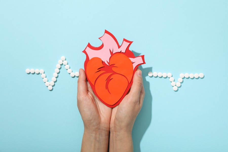 heart-with-cardiogram-light-background (1)